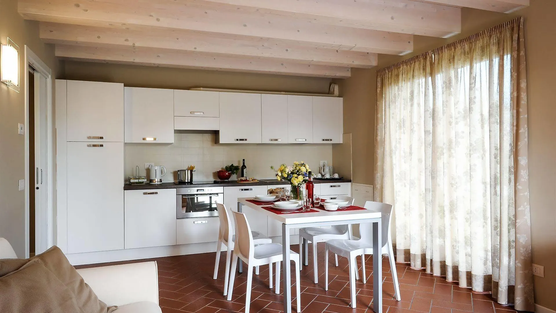 Belvivere Suites Sona 0*,