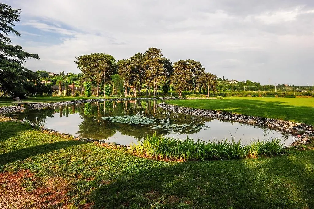 Casa di campagna Belvivere Suites Sona