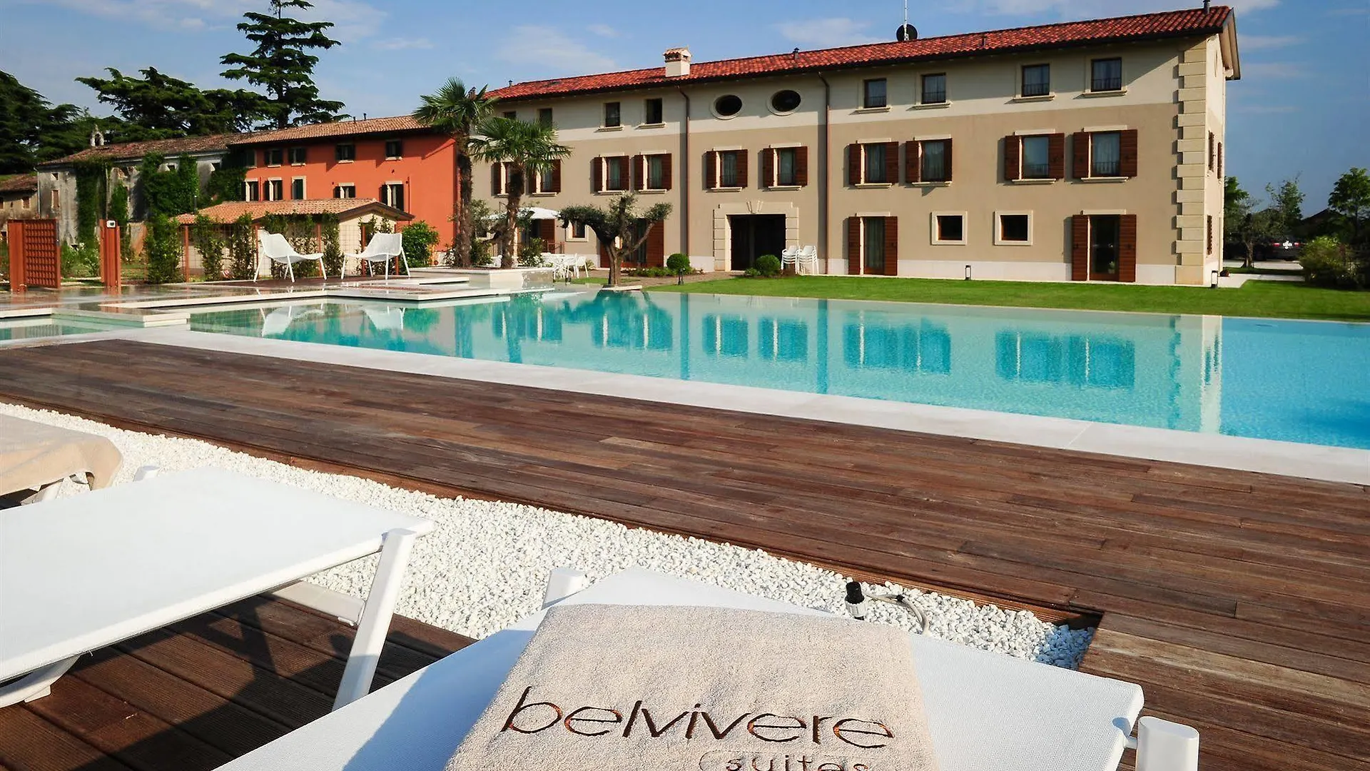 Belvivere Suites Sona Casa di campagna